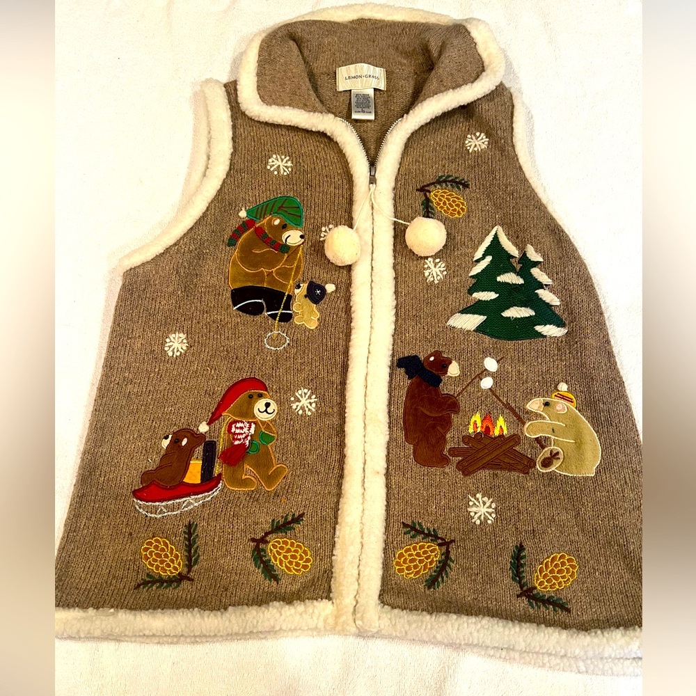 Lemon Grass Ladies Christmas Vest Size Large Embellished